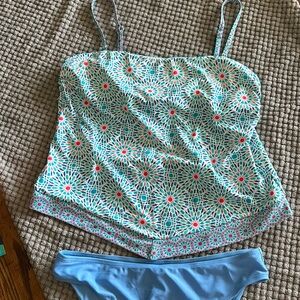 Women’s Ocean Avenue Swimwear Size XL Excellent Condition